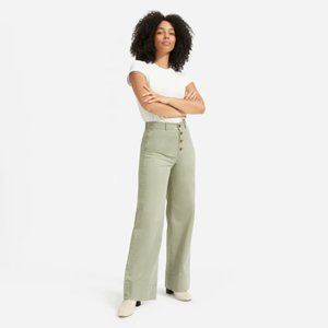 Everlane Lightweight Button-Fly Wide-Leg Chino